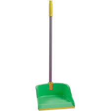 جاروف الهلال باليــــد